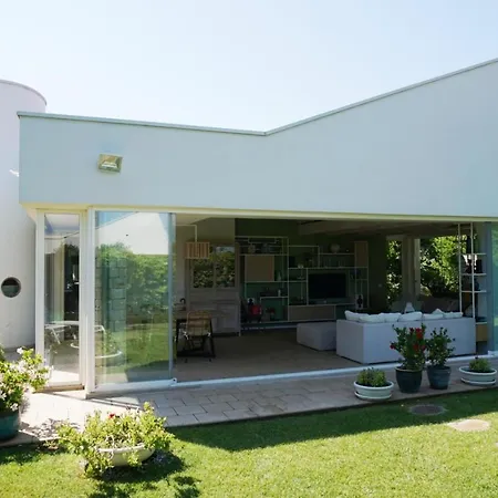 Villa Kapez *